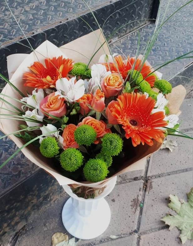 Букет цветов из: Герберы, Хризантемы, Альстромерии и Розы в Суземке