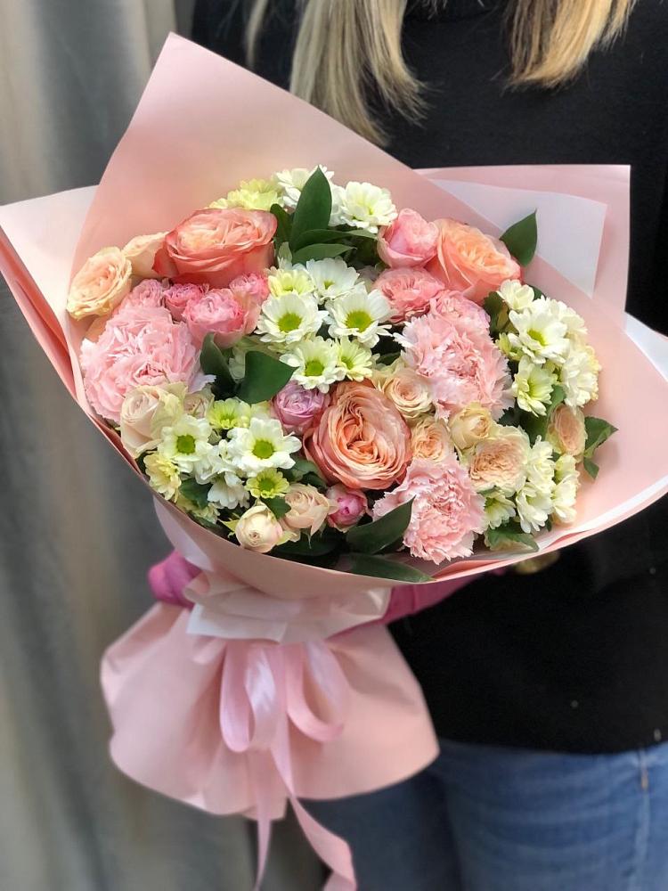 Букет цветов из: Гвоздики, Розы и Хризантемы в Суземке