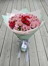 Букет цветов из:  Альстромерии в Суземке