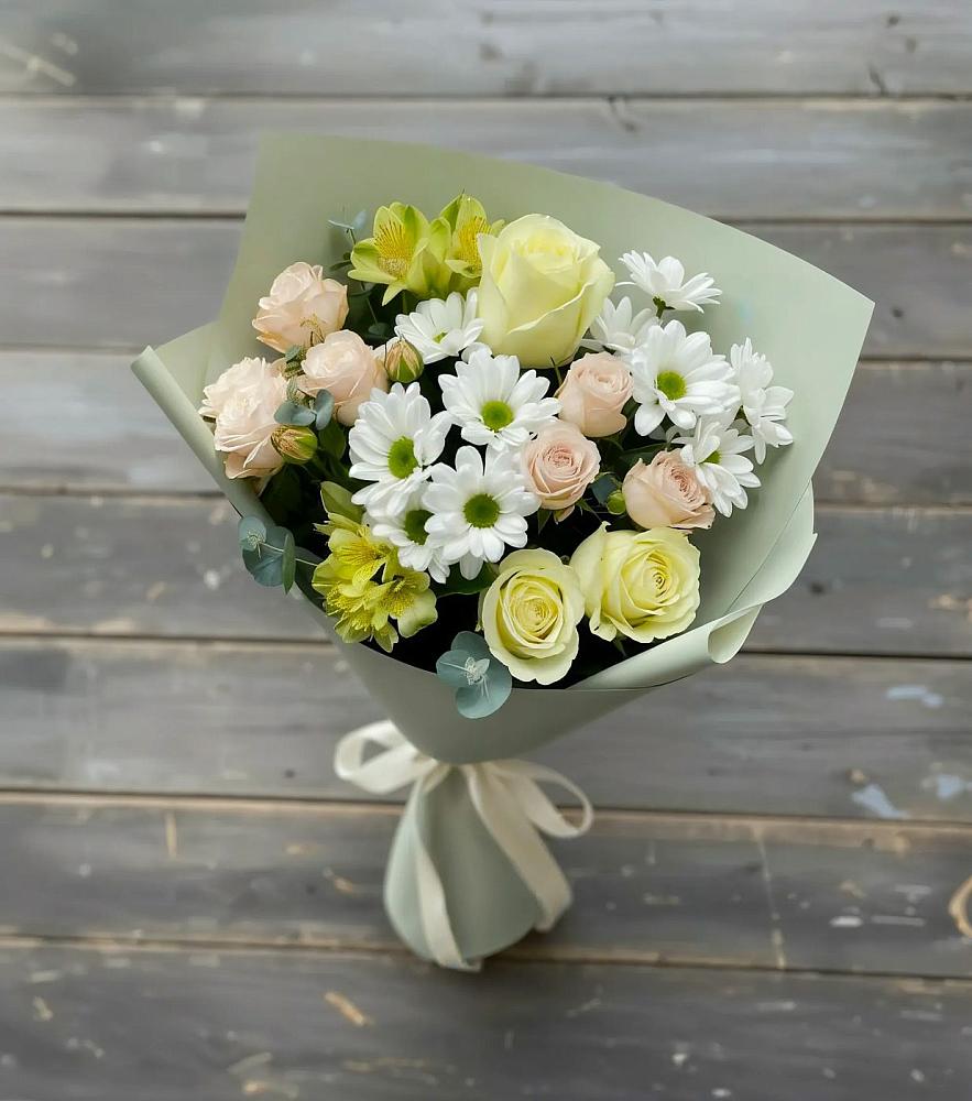 Букет цветов из: Альстромерии, Розы и Хризантемы в Суземке