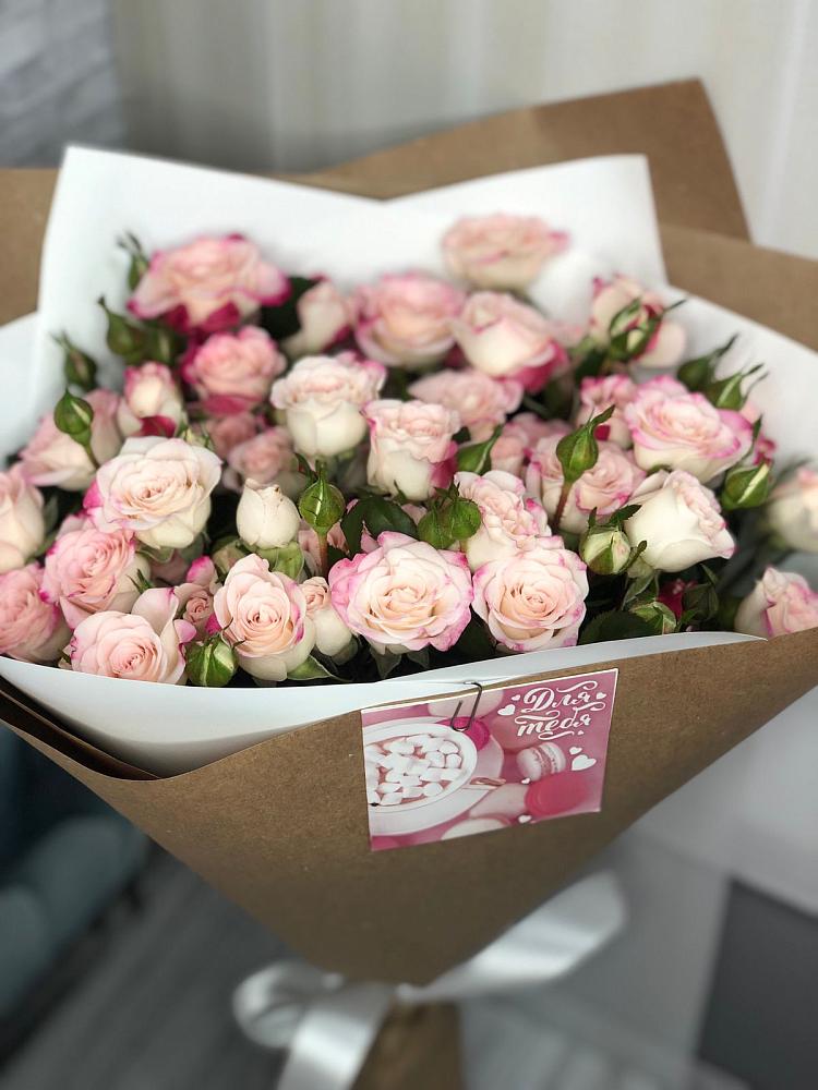 Букет цветов из: Розы в Суземке