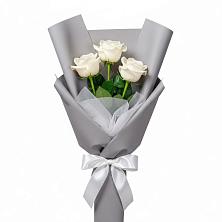 Букет 3 белые розы в Суземке