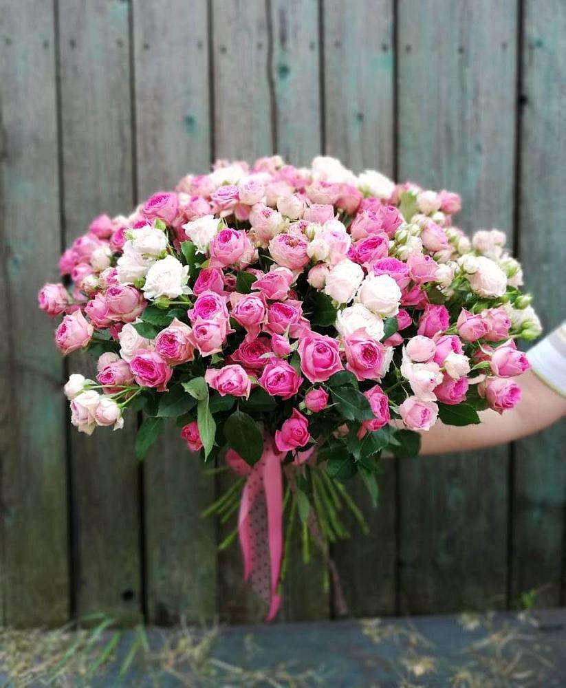 Букет Розовые кустовые розы Натали и Лав Лидия в Суземке