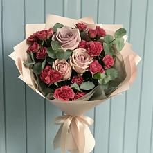 Букет цветов из:  Гвоздики и Розы в Суземке