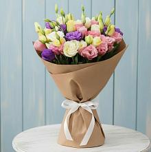 Букет цветов из:  Лизиантусы в Суземке