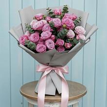Букет цветов из:  Розы в Суземке